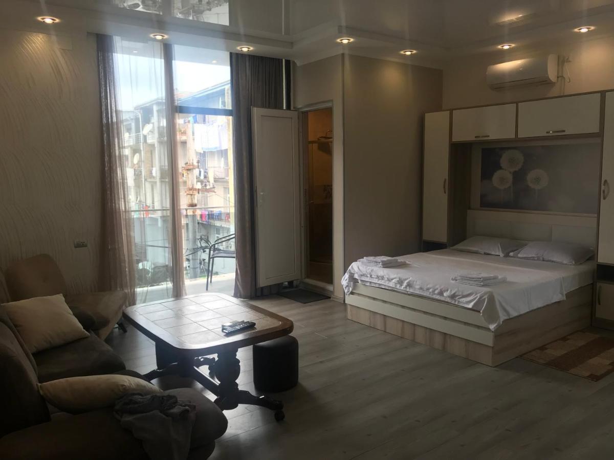 קובולטי Hotel Chaika מראה חיצוני תמונה