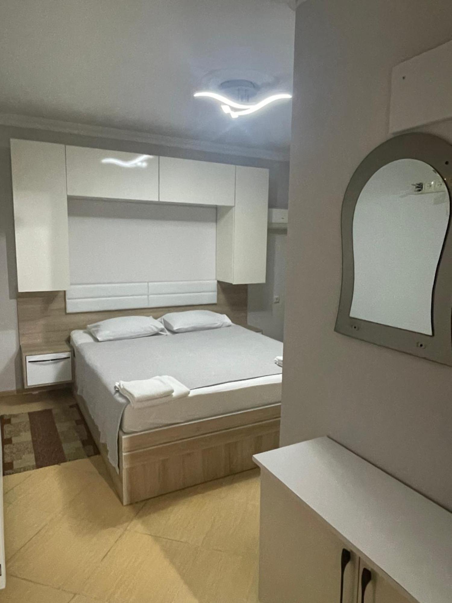 קובולטי Hotel Chaika מראה חיצוני תמונה