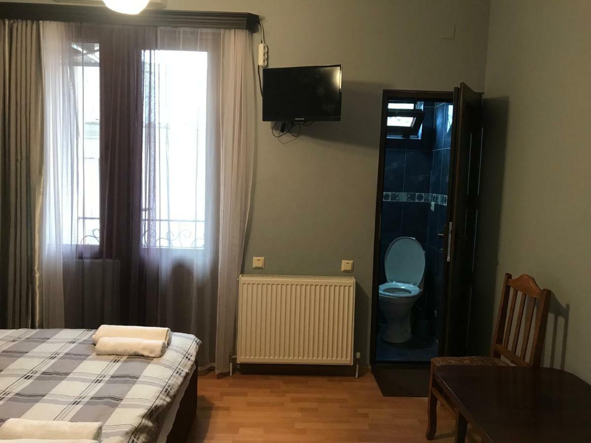 קובולטי Hotel Chaika מראה חיצוני תמונה