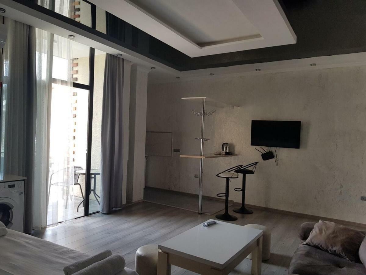 קובולטי Hotel Chaika מראה חיצוני תמונה