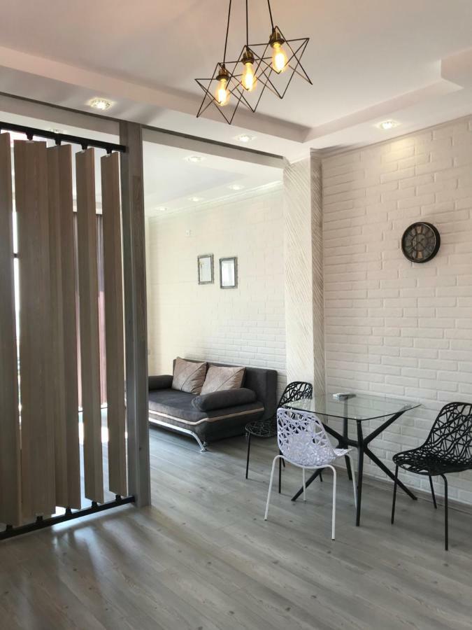 קובולטי Hotel Chaika מראה חיצוני תמונה